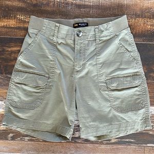 Lee Relaxed Fit Mid Rise Army Green Shorts